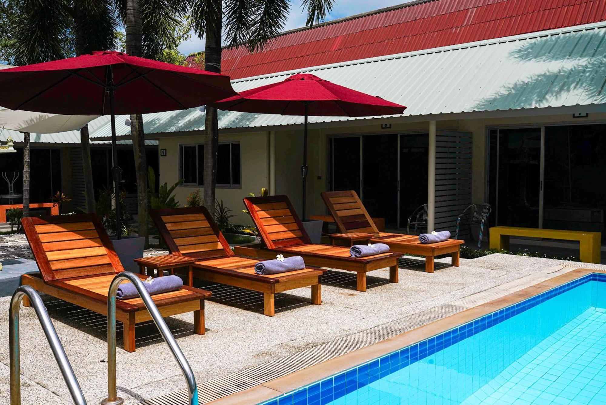 Maiiam Bungalows Kata Beach Exteriör bild